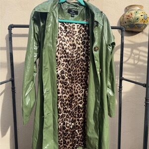 Dennis Basso Olive Green Patent Trench Coat – Leopard Lining